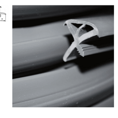 LOCKER DOOR TRIM E549 BLACK (702) 40M BOX